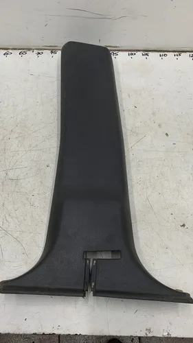 Acabam. Coluna Cinto Diant. Esq. Mitsubishi Pajero Gls-b 98