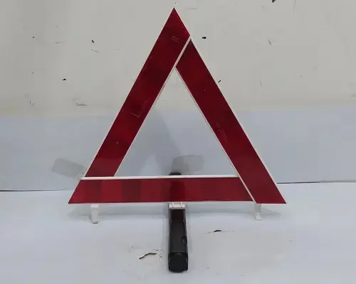 Triângulo Sinalização C/capa Mitsubishi